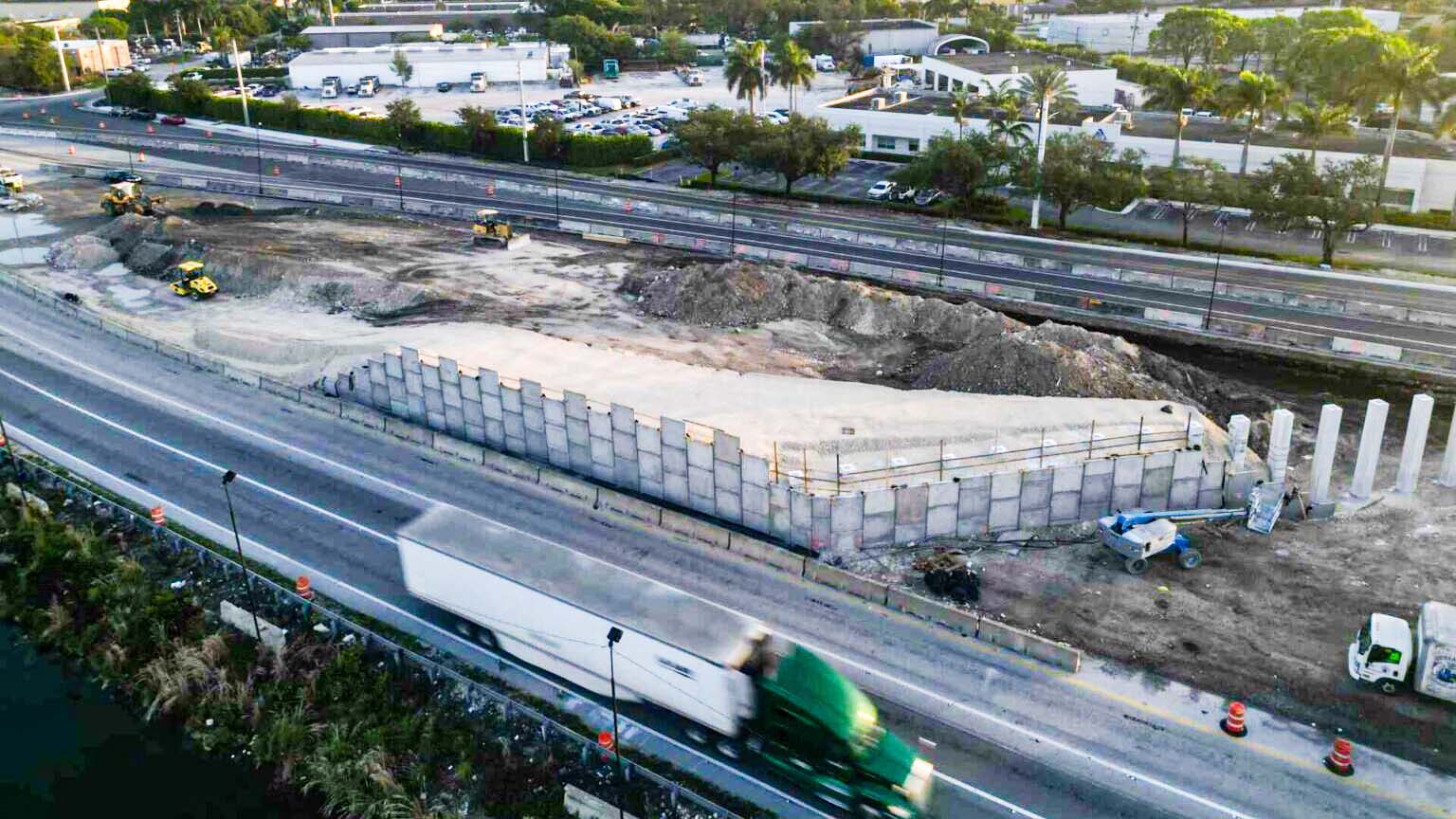 A photo of construction along SR 25.